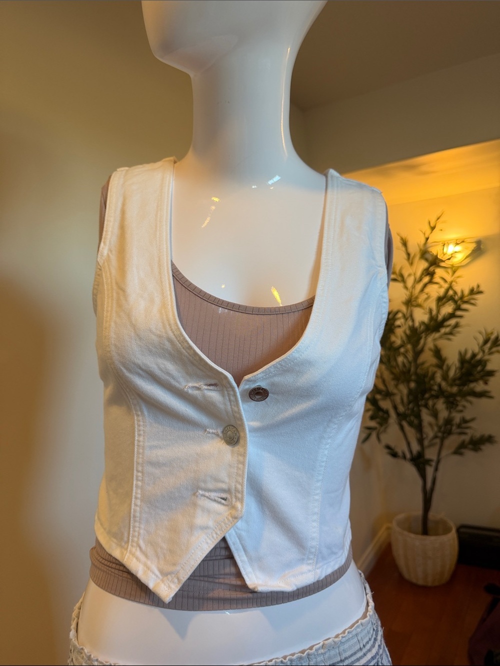 NWT American Eagle White Denim Button Front Vest XXS